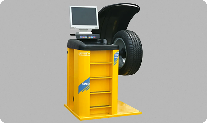 Первый балансировочный станок с LCD монитором