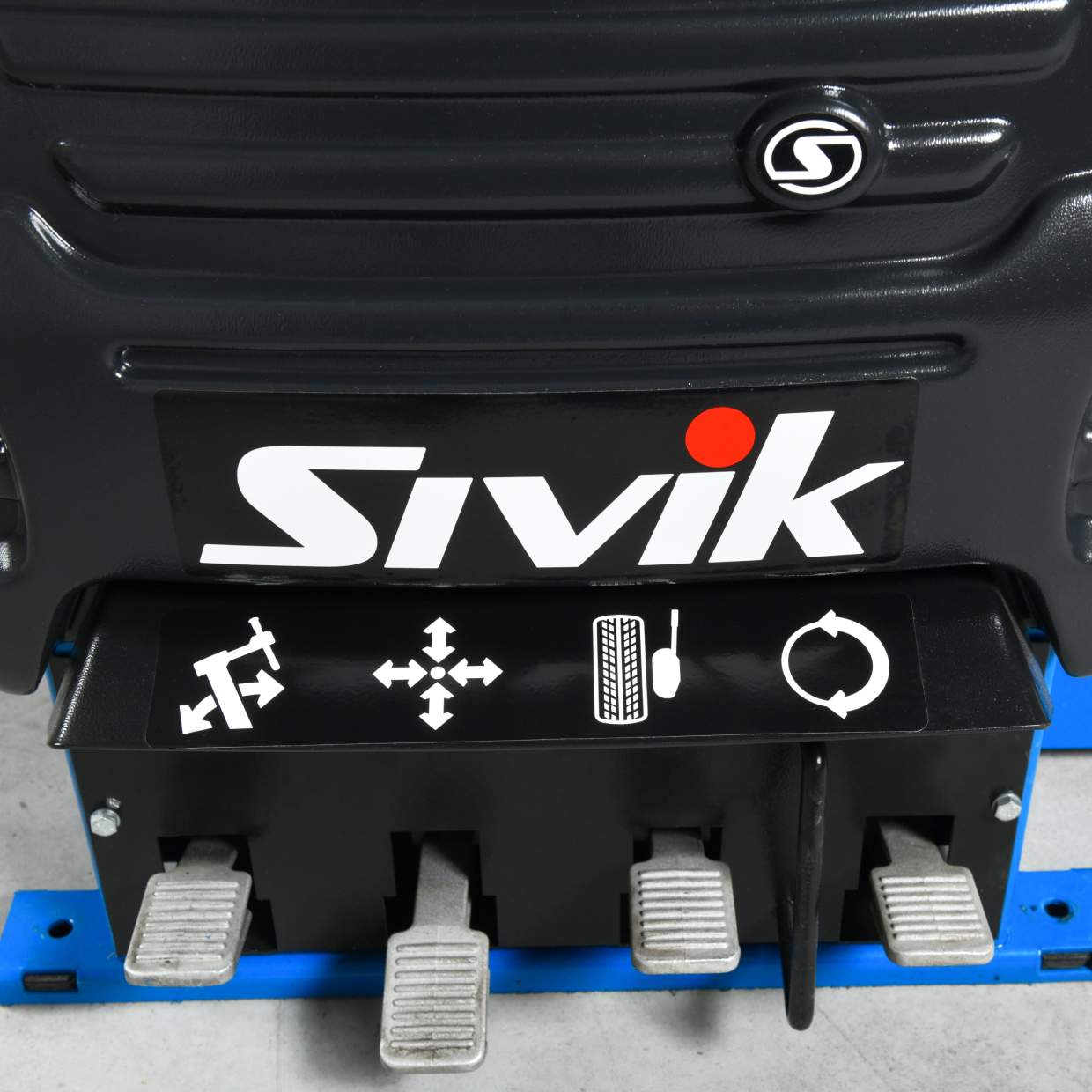 Специальные демпферы на колонне